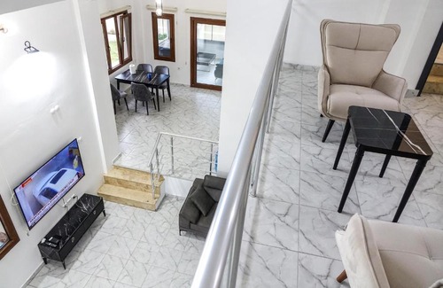 Urla Apartment | Relaxing Villa SK with Pool, Sauna & Pet-Friendly Amenities