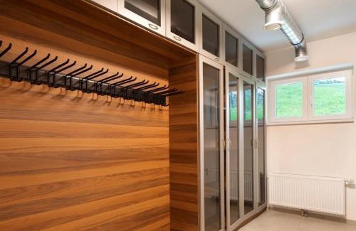 Hofsgrund House | Villa Skylodges mit 9 Wohnungen