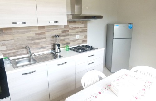 Villa Grazia di Carini Villa | Villa sleeps 6 with hydromassage tub