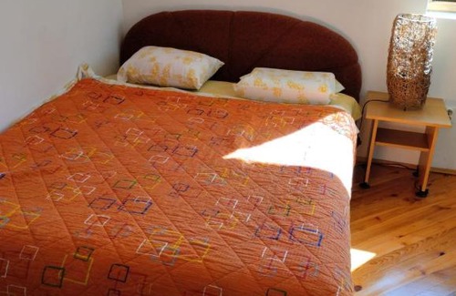 Sarajevo Canton Villa | Pet-Friendly Villa Smaragd: A Family Retreat Awaits