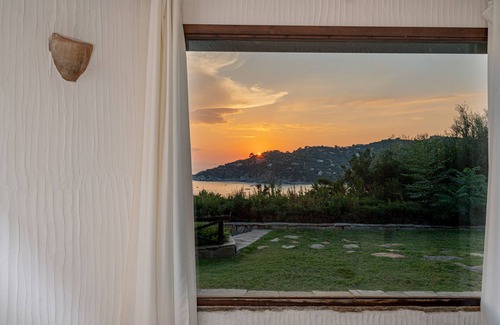 Torre delle Stelle Villa | Villa Smeralda: Oceanfront Oasis with Saltwater Pool