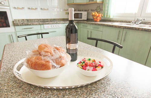 Alhaurin de la Torre House | Villa Smile: Guest Rated 9.6 with Pool & Spa Amenities