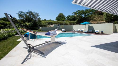 Orasac Villa | Experience Luxury at Villa Soderini with Pool & Breakfast