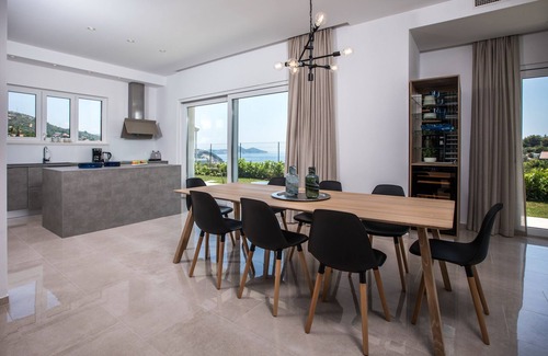 Orasac Villa | Villa Soderini: Relaxing Getaway with Pools and Spa