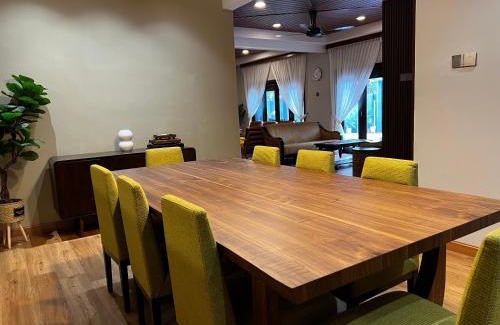 Subang Bestari Villa | Villa Sofea, Subang Bestari