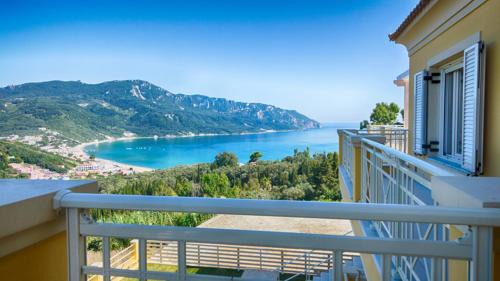 Termenades Apartment | Villa Sofia: Breathtaking Oceanfront Views Awaits You