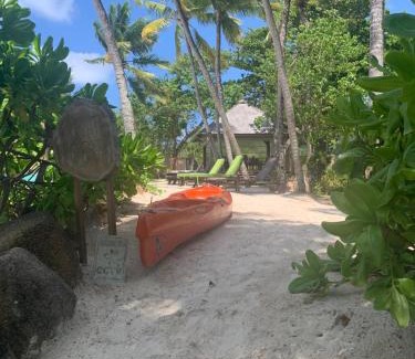 Amitie Villa | Relax at Villa Sofia: 4-Star Oceanfront Retreat