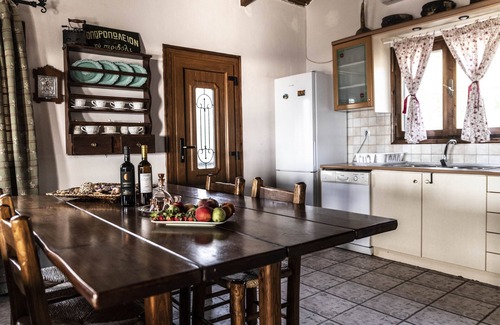 Pitsidia Villa | Villa Sofita: Oceanfront Escape with Top-Notch Amenities