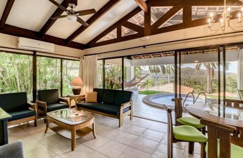 Playa Hermosa Villa | Villa Sol: Family-Friendly Retreat with Pool Access