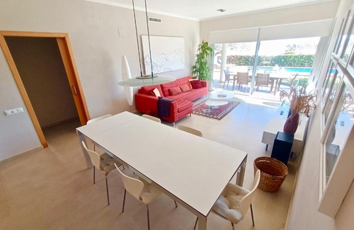 L'Ampolla Villa | Relax at Villa Sol: Family-Friendly with Pool Access