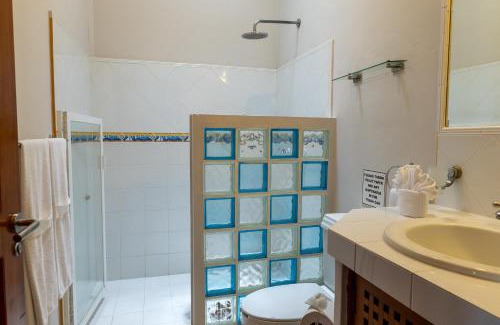 Villa Juarez Villa | Tranquil Villa Sol y Luna: Oceanfront Retreat with Pool