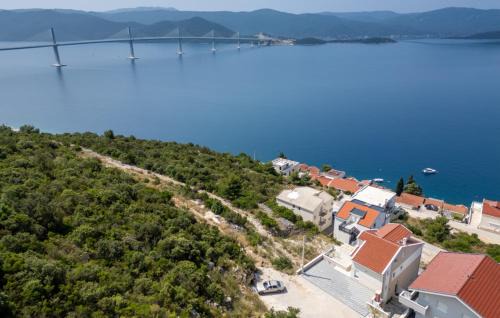 Komarna Villa | Villa Sole Komarna by Villas Guide