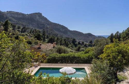 Estellencs Villa | Villa Son Llarg: Family-Friendly Retreat with Pool & Pets