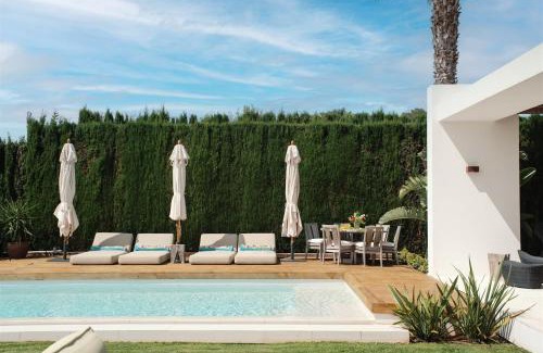 Cala Comte Villa | Villa Sophie: Sunset Views & Oceanfront Pool Escape