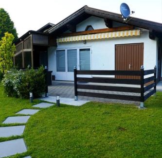 Reutte Apartment | Villa Sorgenfrei: Pet-Friendly Retreat with 9.1/10 Rating