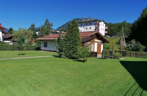Reutte Apartment | Villa Sorgenfrei: Pet-Friendly Retreat with 9.1/10 Rating