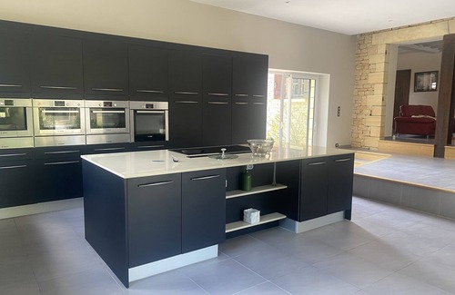 Sarlat-la-Caneda Villa | Discover Villa & Spa: Your Ideal Retreat in Périgord