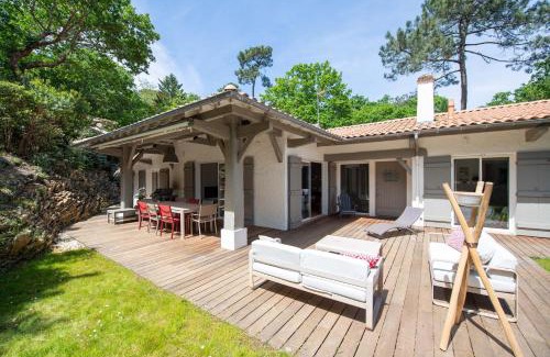 Arcachon Villa | Relaxing Villa in Arcachon with Garden & Terrace Retreat