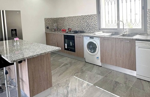Aghir Villa | Villa Spacieuse à Djerba Midoun Sérénité et Confort près de la Plage Seguia