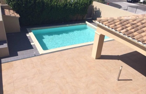 Vedene Villa | Relaxing Villa for 10 with Pool and Family-Friendly Amenities