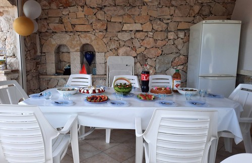 Saint-Jeannet Villa | Elegance at Villa Serenity: Pool, Ocean View & 9.8 Rating