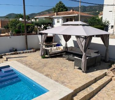 Alcanar House | Villa Stefaní: Pet-Friendly Retreat with a 9.3 Rating