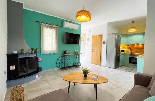Skala Rachoniou Apartment | Villa Stemily: Family-Friendly Getaway with 9.9/10 Rating