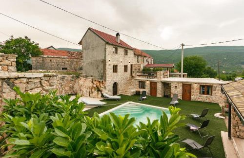 Slivno Villa | Discover Villa Stone Valcer: Oceanfront Retreat with Pool