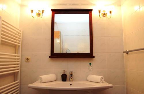 Graal Mueritz Hotel | Discover Hotel Villa Strandkorb: Guest Rated 8.5/10