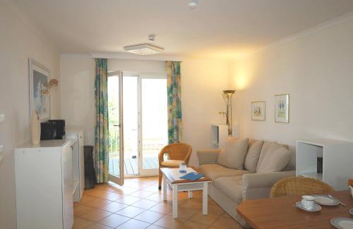 Binz Villa | Beachfront Villa Strandperle: Rated 10/10, Steps to Sand