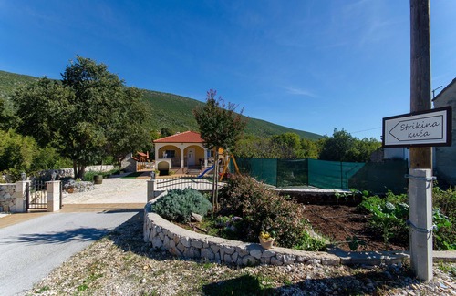 Slivno House | Guest Rated Villa Strikina: Oceanfront Bliss in Slivno