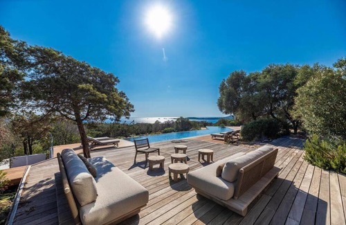Pianotolli-Caldarello Villa | Pet-Friendly Villas in Pianottoli-Caldarello, France