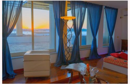 Augusta Bed & Breakfast | Villa Sul Molo: Top-Rated Retreat with Pool & Hot Tub