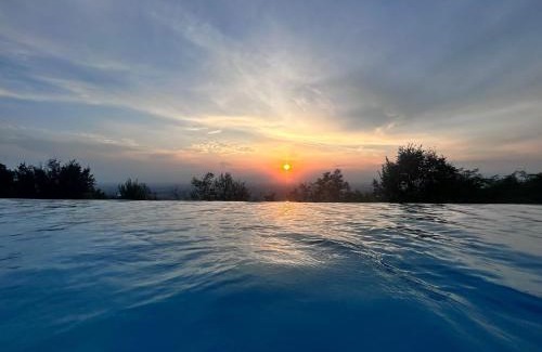San Raffaele Cimena Apartment | Villa sulle nuvole: Oceanfront 4-Star Retreat with Pool