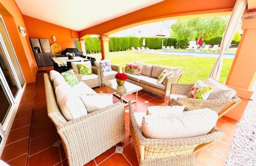 Pinos de Alhaurin Villa | Experience Villa Sol y Luna Mediterránea: Pet-Friendly Oasis