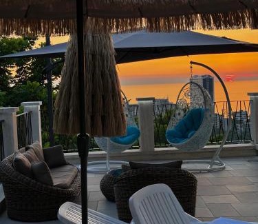 Gonio Apartment | Villa Sunlight: Oceanfront Escape with Perfect Review Score