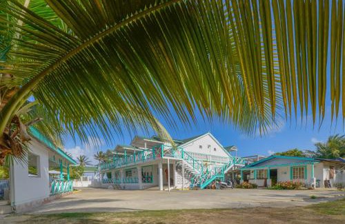 San Luis Hotel | Experience Villa Sunny Days: Oceanfront Family Retreat