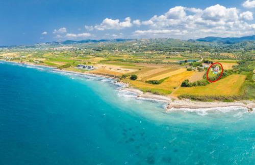 Kamiros Villa | Villa Sunset: Oceanfront Escape with Pool and 9.7 Rating