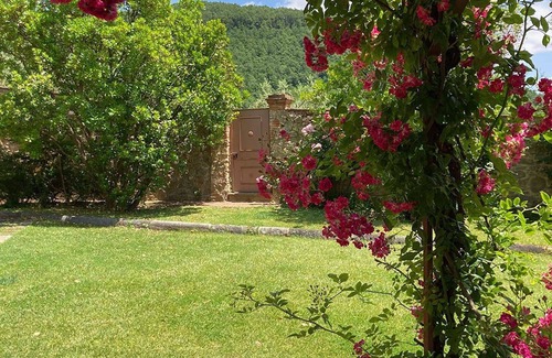 Larciano Villa | Villa Superior Promoted By WeekHomes.com
