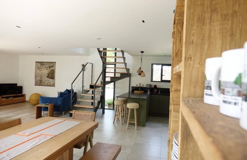 Fouesnant Villa | Beautiful Villa sur la Riviera Bretonne, Steps from Kerveltrec