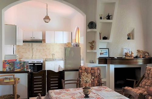 Fluminimaggiore House | Serene Villa Minutes from the Sea with Oceanfront Amenities