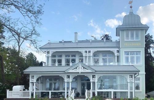Timmendorfer Strand Apartment | Oceanfront Villa Svanen: Rated 10/10 for Families