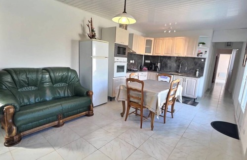 Sauvian House | Villa with Pool, Private Parking & Family-Friendly Amenities