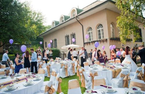 Szentendrei House | Villa Székely: Pet-Friendly Escape with Pool and Spa