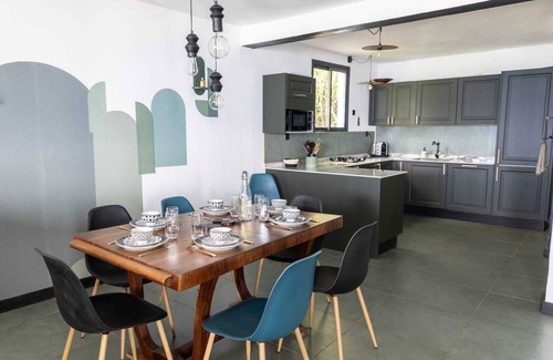 Fond Bernier Villa | Villa T4 with Pool: Perfect for Families and Friends