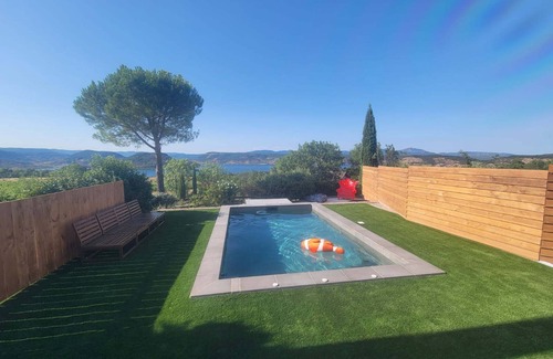 Liausson Villa | Villa T5 Swimming pool with view of Lac du Salagou