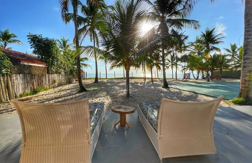 Puerto Seguro Center House | Beachfront Villa Taina: 8 Suites with Pool & Spa