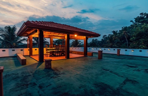 Unawatuna Villa | Villa Talpe: Inviting 5-Bed Breakfast Retreat with Pool