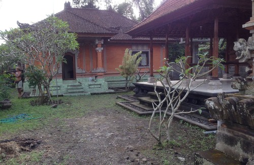 Selat Villa | Discover Villa Taman: Family-Friendly Retreat in Bali