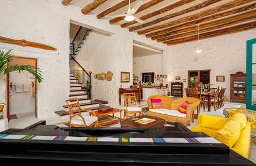 Playacar Fase I Villa | Villa Tambuuco: 6BR Oasis with Pool & Oceanfront Retreat